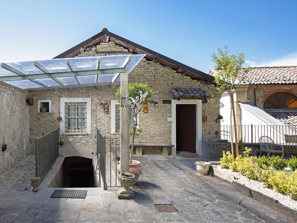 Casa Cecilia Apartment Santo Stefano Belbo Luaran gambar